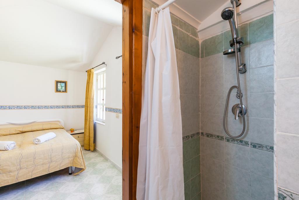 Nitrodi Experience Pension Barano dʼIschia Buitenkant foto